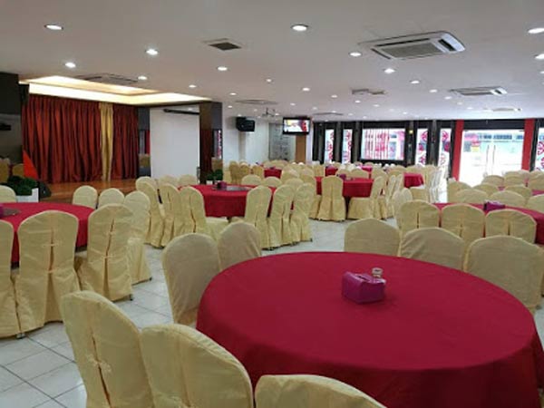 Restoran Xiang Qing (乡情海鲜大酒家), Sekinchan.Ineer View