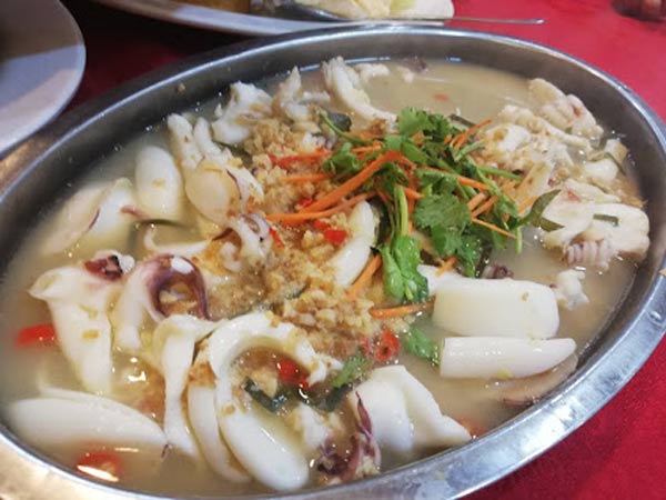 Restoran Xiang Qing (乡情海鲜大酒家), Sekinchan - Steamed Squid